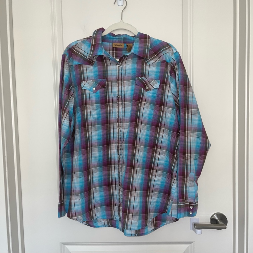 Wrangler Vintage Western Plaid Shirt in Blue and Purple with Pearl Buttons